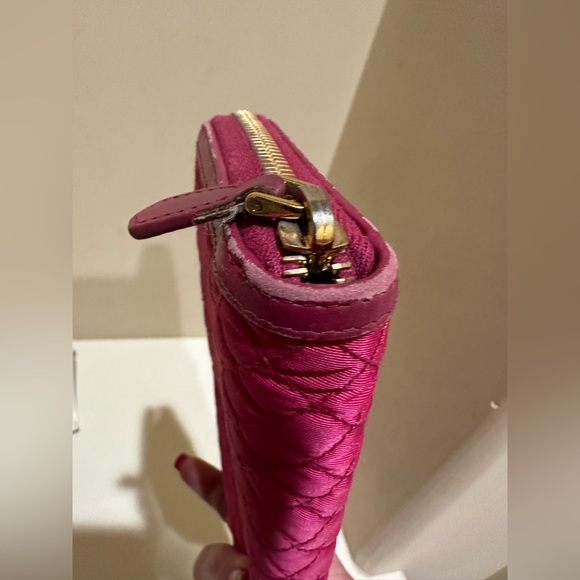 Prada Soft Calf Quilted Raspberry Zippy Wallet - Picture 4 of 16